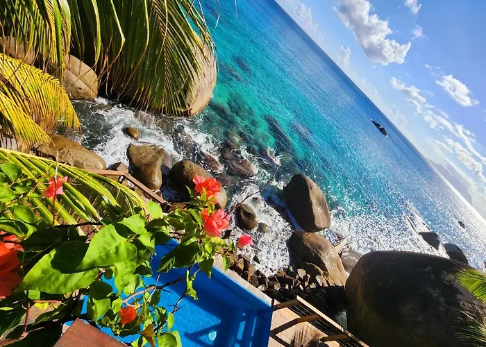 Marquise & Infinity Villas *